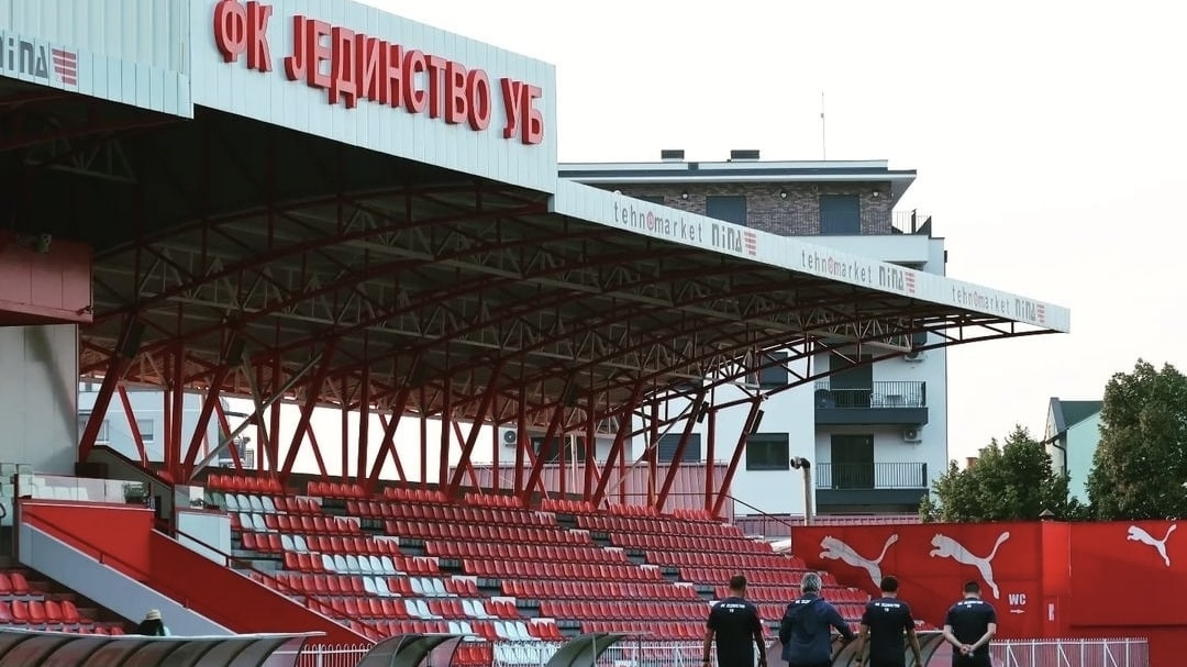 PUN STADION ČEKA PARTIZAN: Ub se uželeo fudbala!