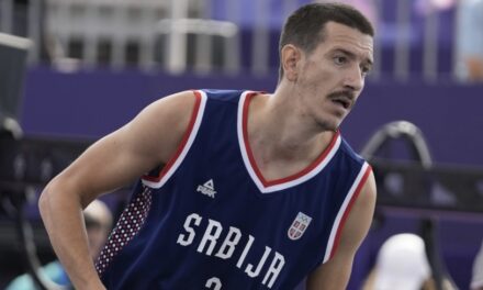 NEMA PREDAJE I PUNA PODRŠKA: Basketaši su u četvrtfinalu Evropskog prvenstva!